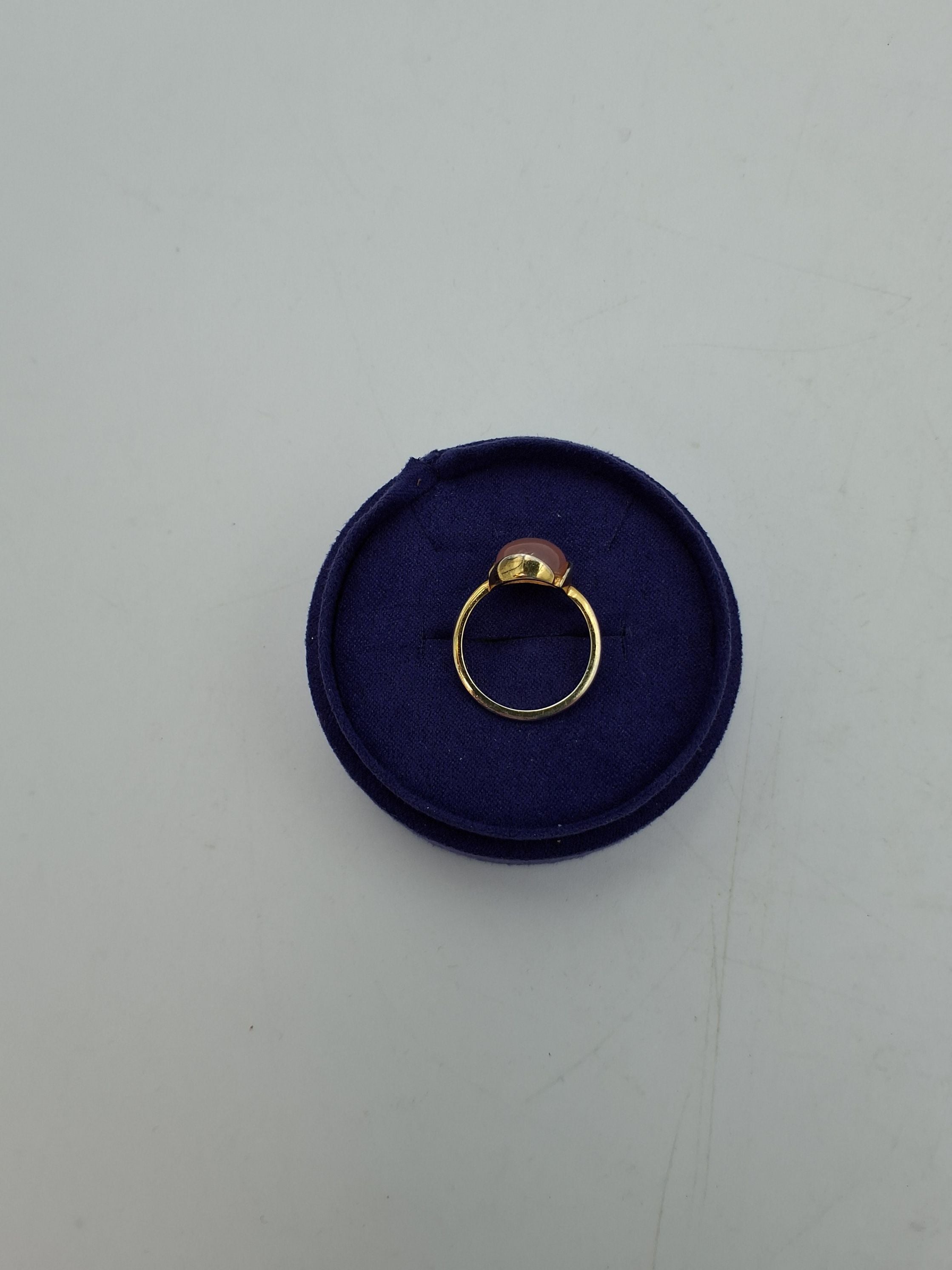 Elegant ring